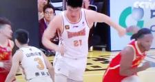 开元棋牌-关键罚球封杀比赛，球队晋级决赛的简单介绍