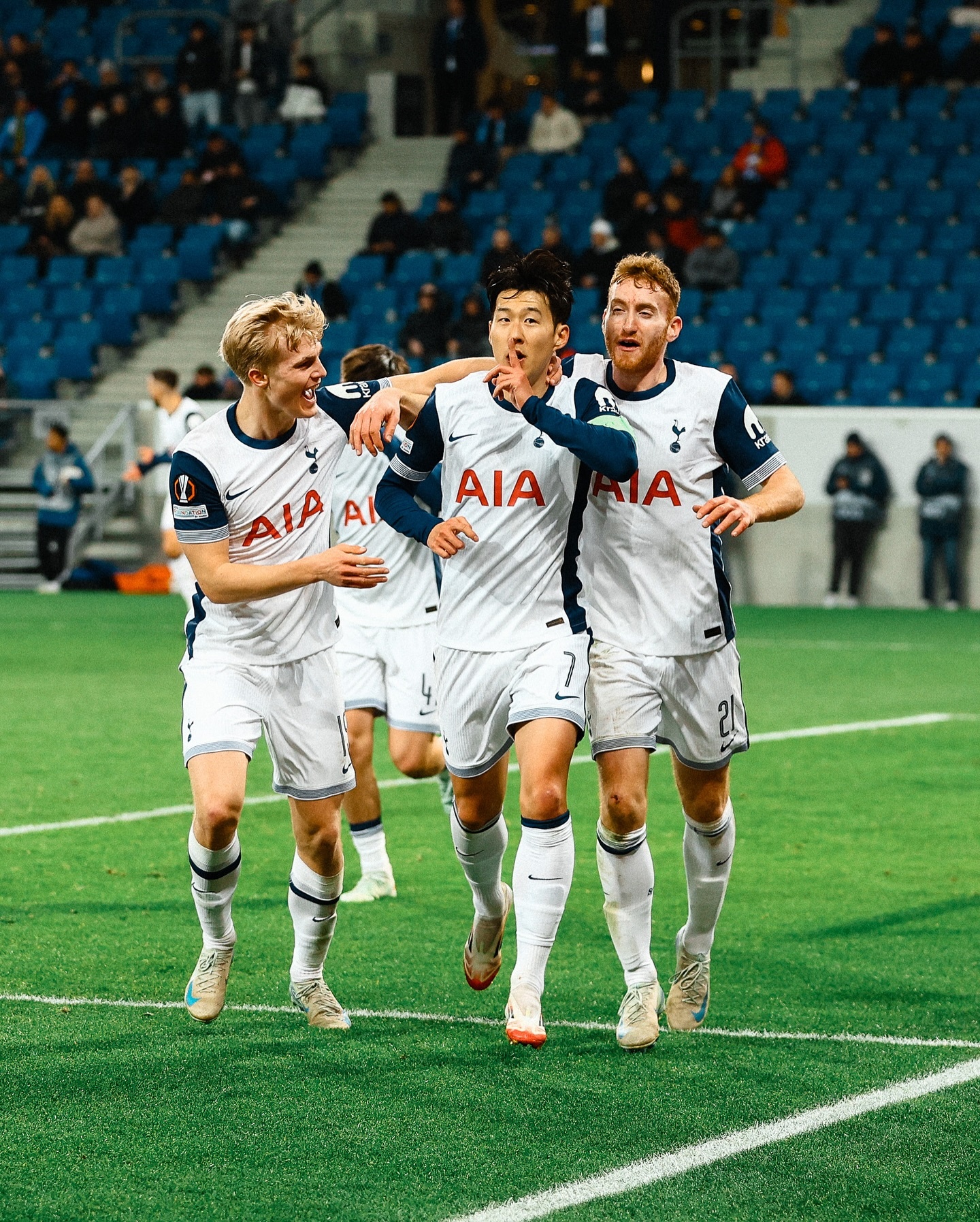 热刺客场大胜满身阳光，击败对手