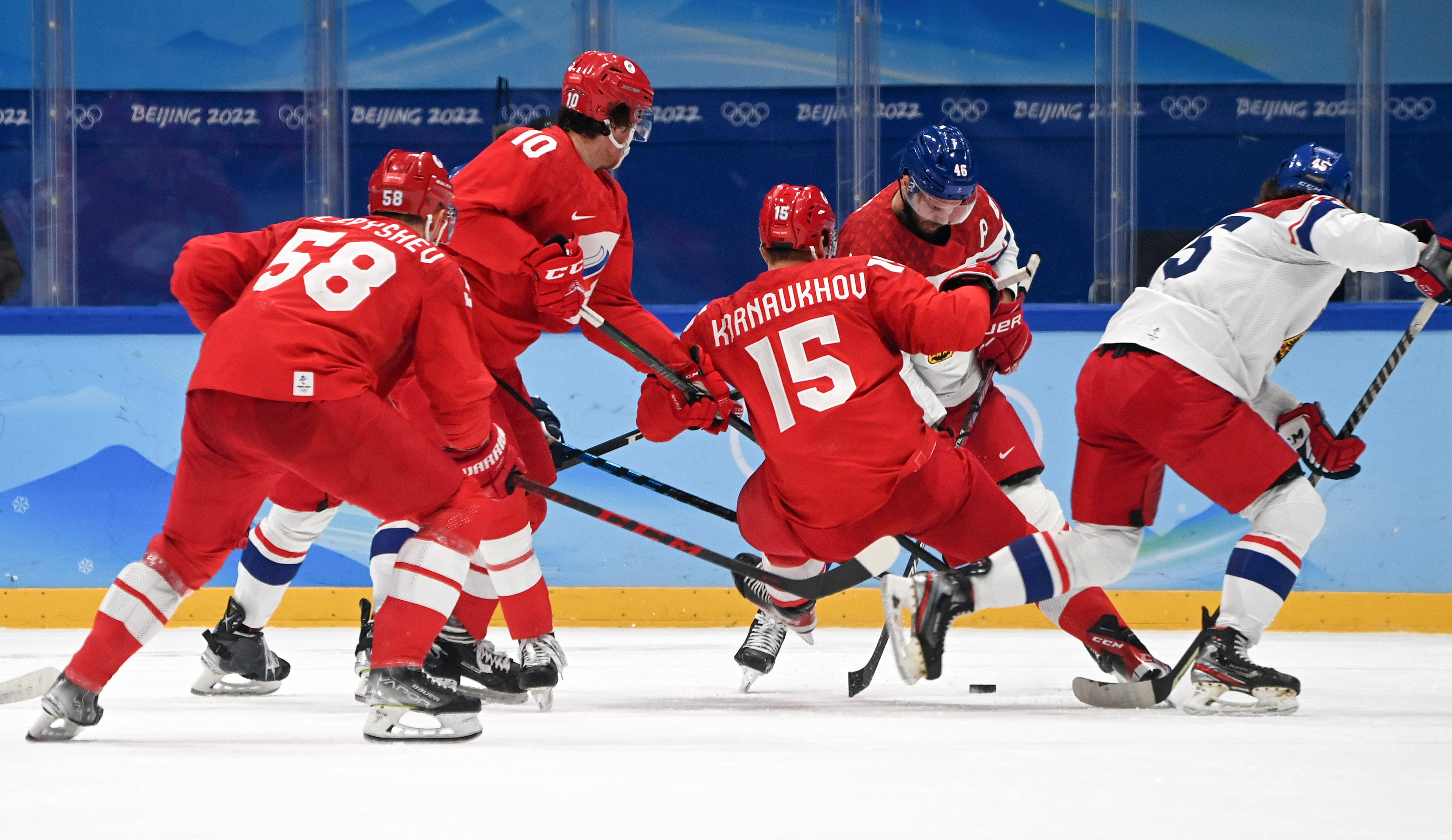 俄罗斯队豪取胜利，成功挺进欧锦赛淘汰赛