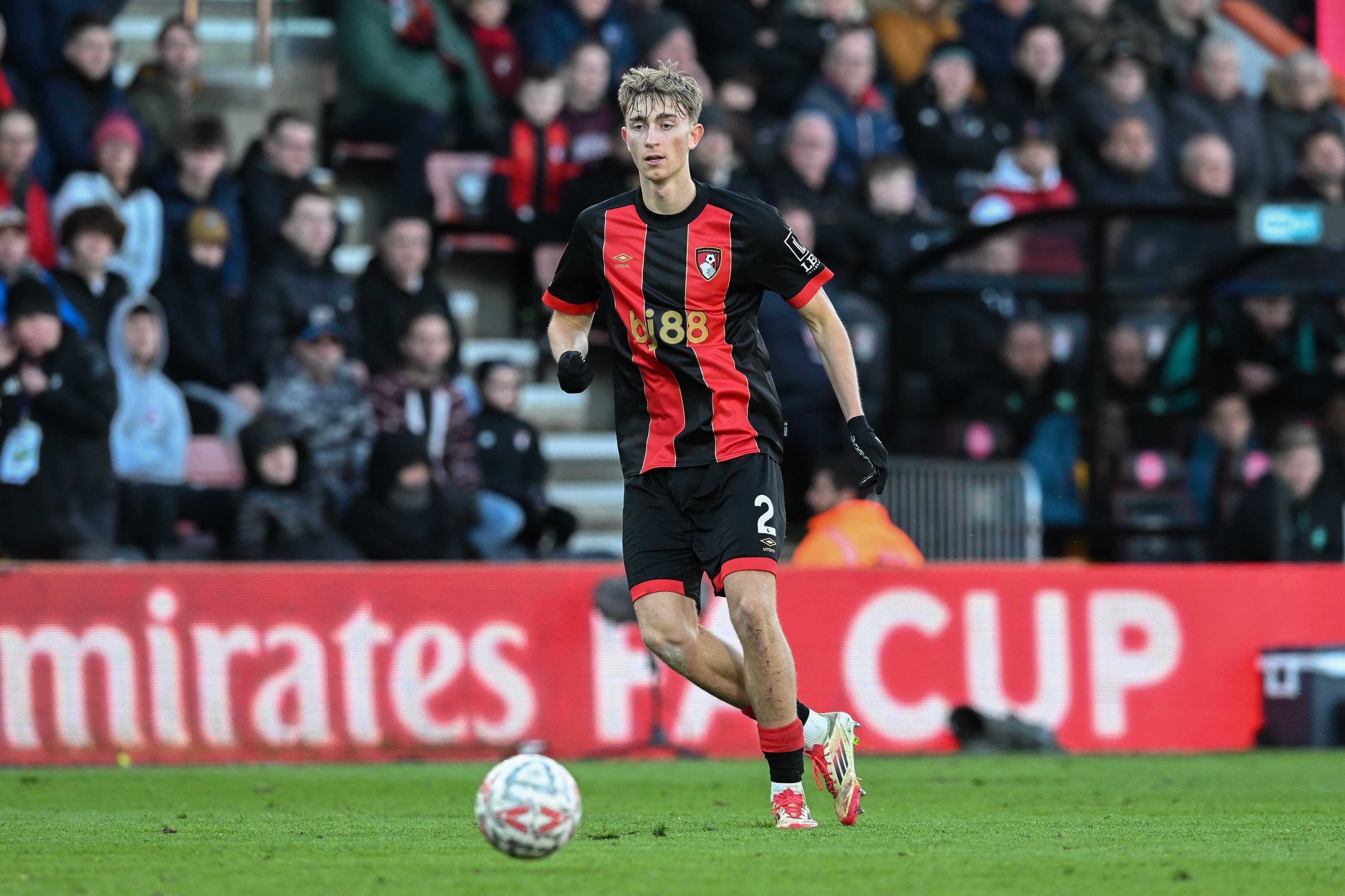 卢森堡队新签后卫，加强球队实力