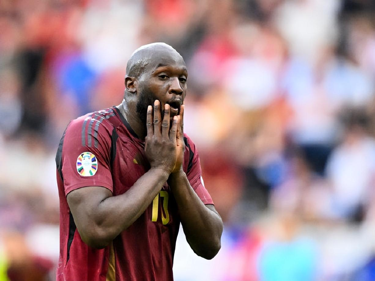 知名球员荣获最佳射手奖，破门频频