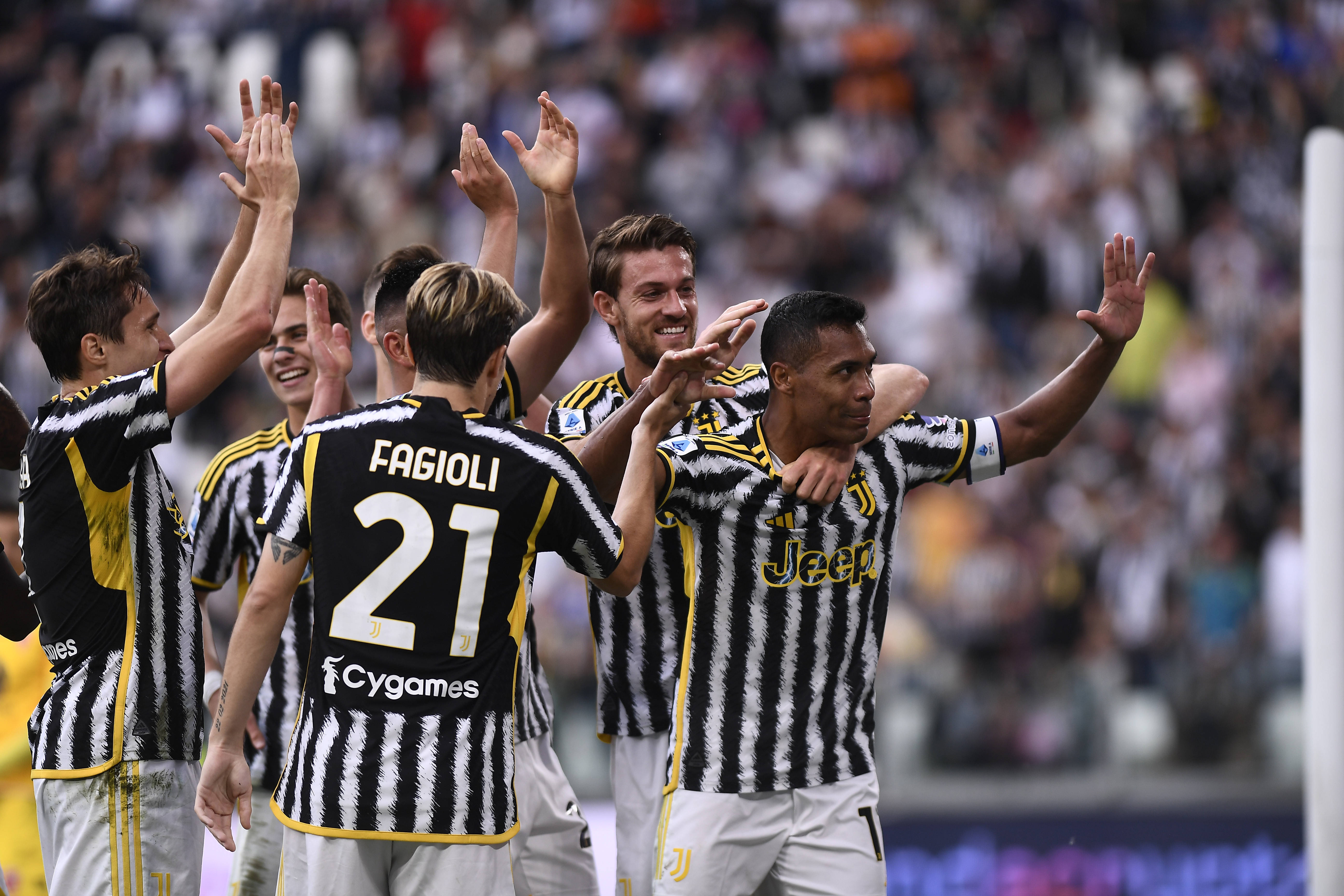 尤文图斯主场战平阿贾克斯，小组领先优势依旧的简单介绍