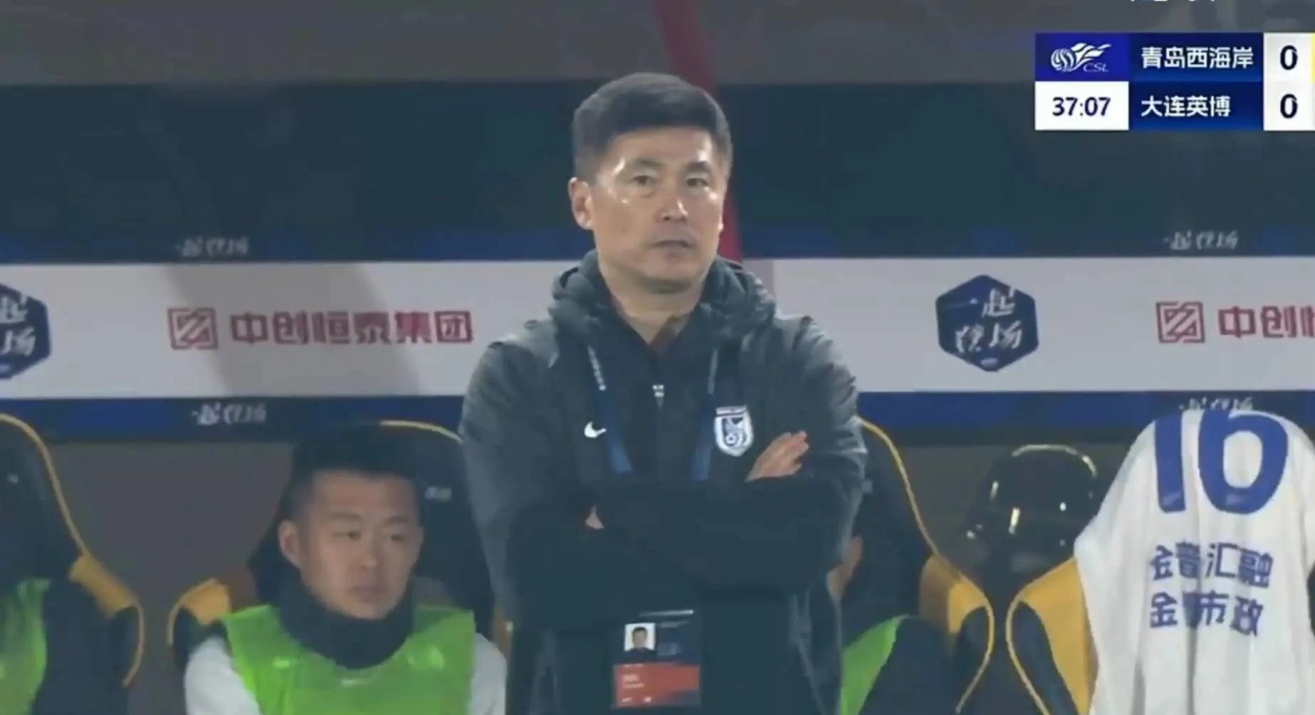 大连一方前锋状态火爆，连续三场比赛破门