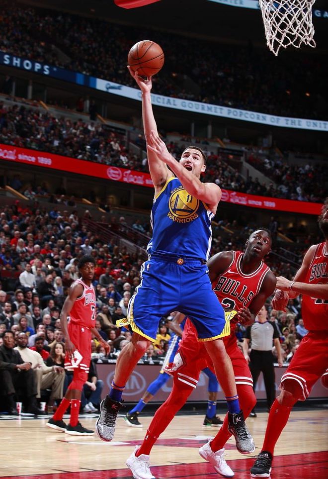 勇士遭遇六连败,主场惜败两连胜 勇士遭遇六连败,主场惜败两连胜