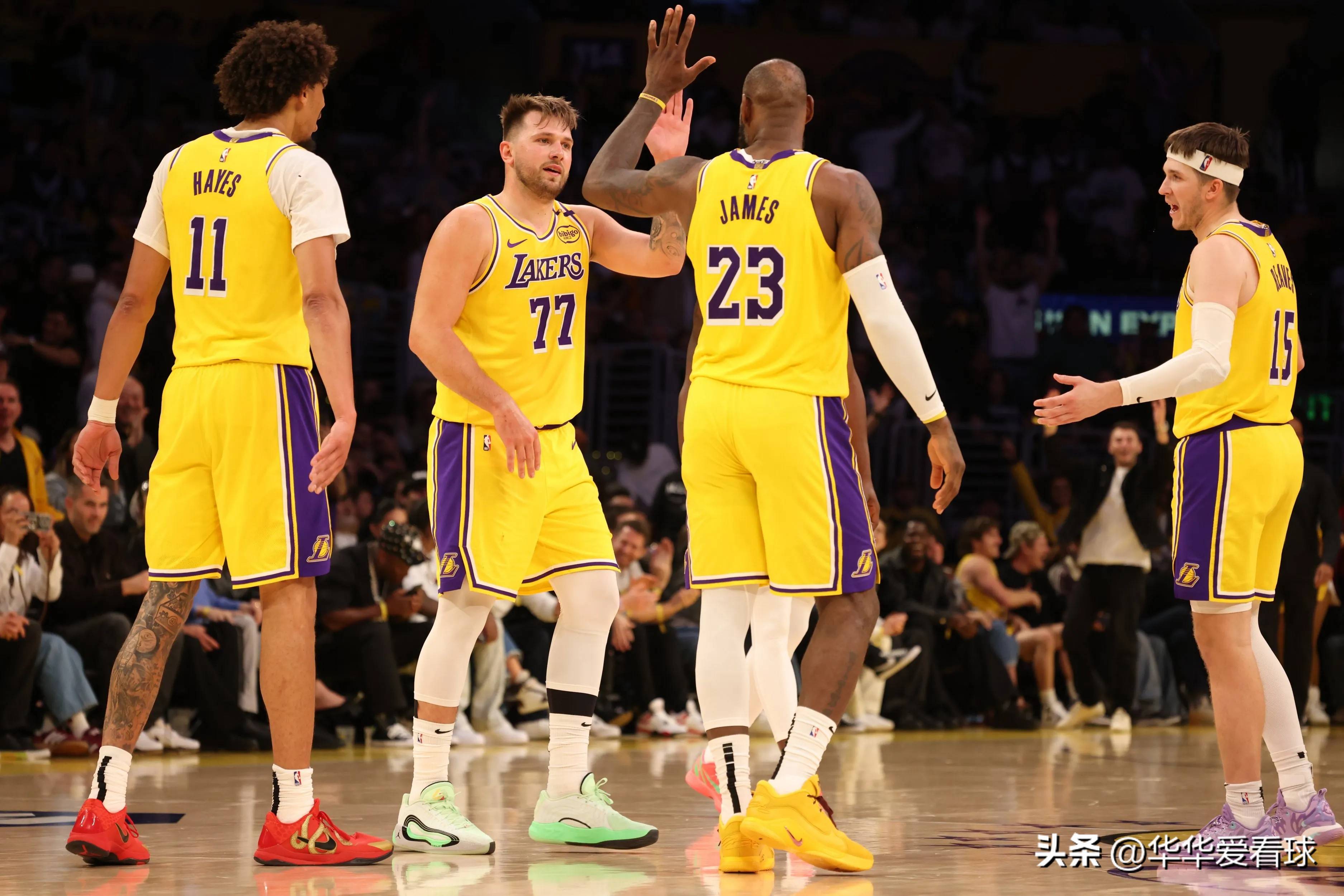 湖人苦战魔术，艰难取胜