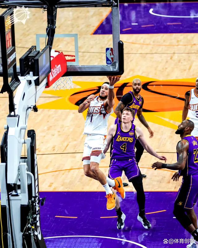 火箭客场胜马刺，迎来连胜